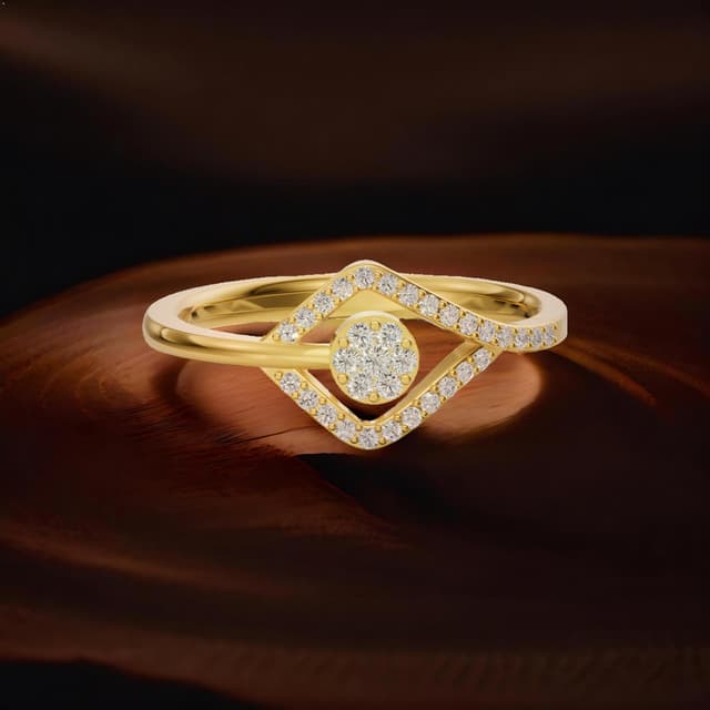 18kt Arrow Ring